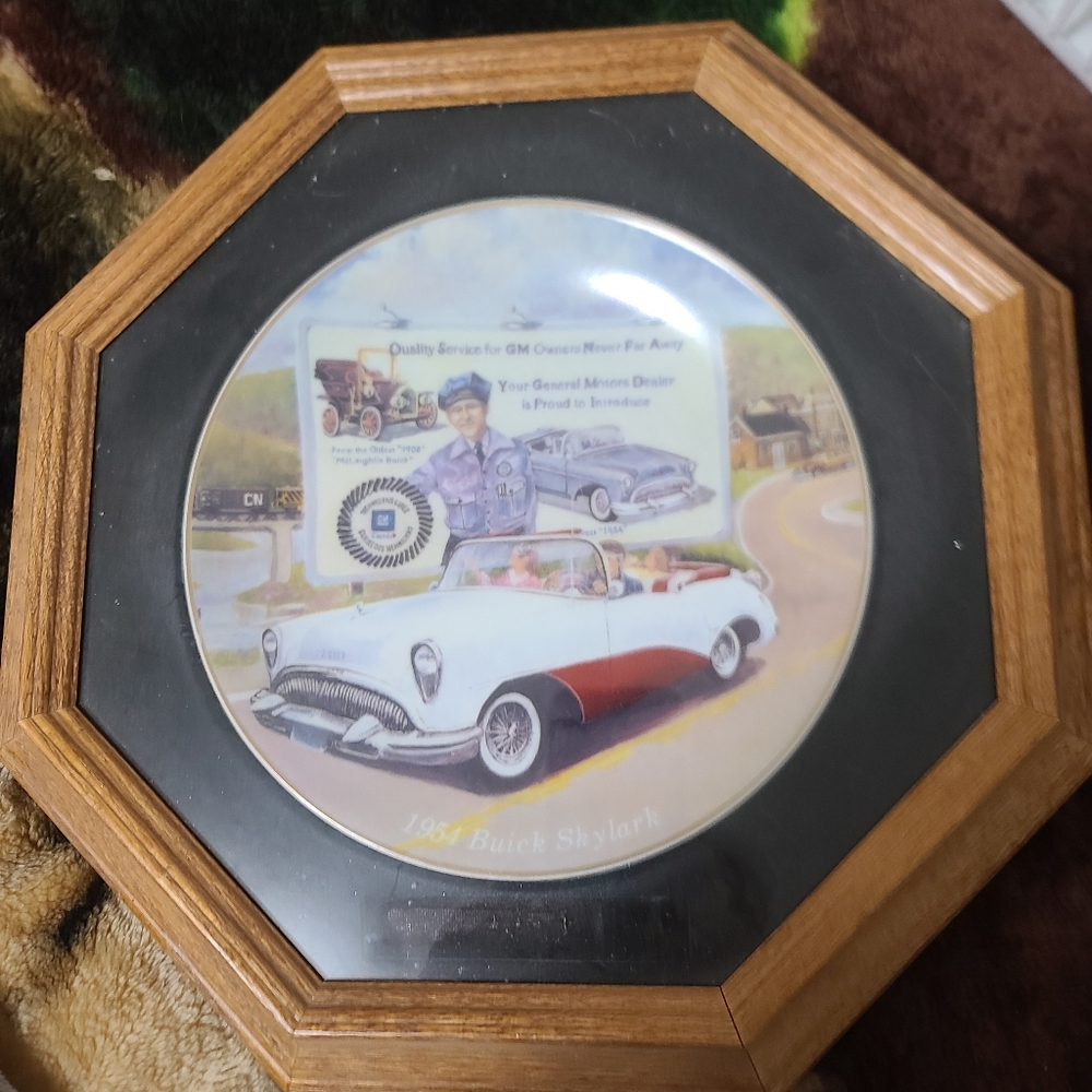 Collectors Plate of 1954 Buick Skylark